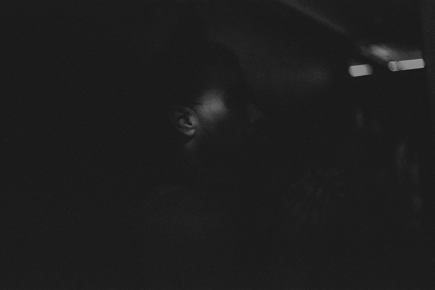 Alondra: In the Shadows, Lives Light